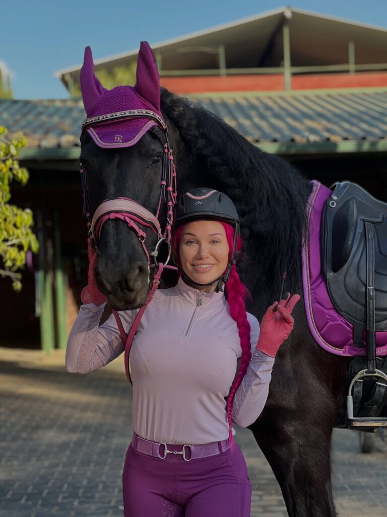 Lily Lou: Biography, Age, Career & Net Worth 2026