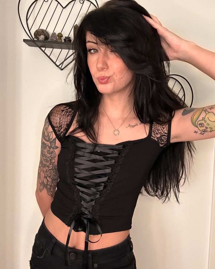 Catkitty21: Bio, Age, Career, Height & Net Worth