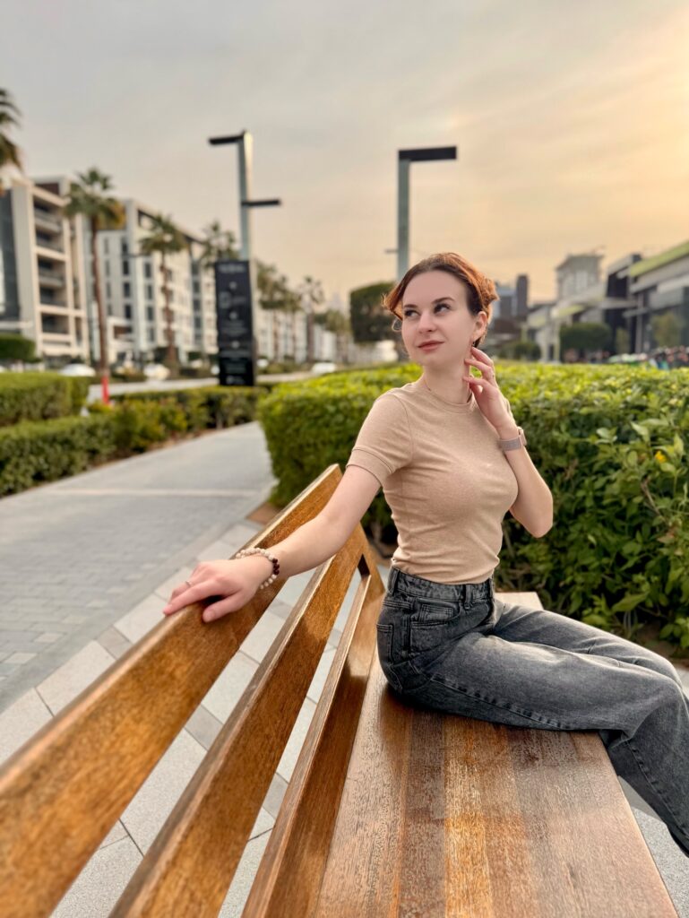 Who Is Anna Sibster? Age, Career, Family, Net Worth