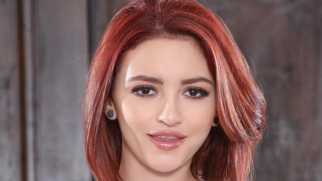 Lola Fae Bio: Age, Career, Height, Net Worth